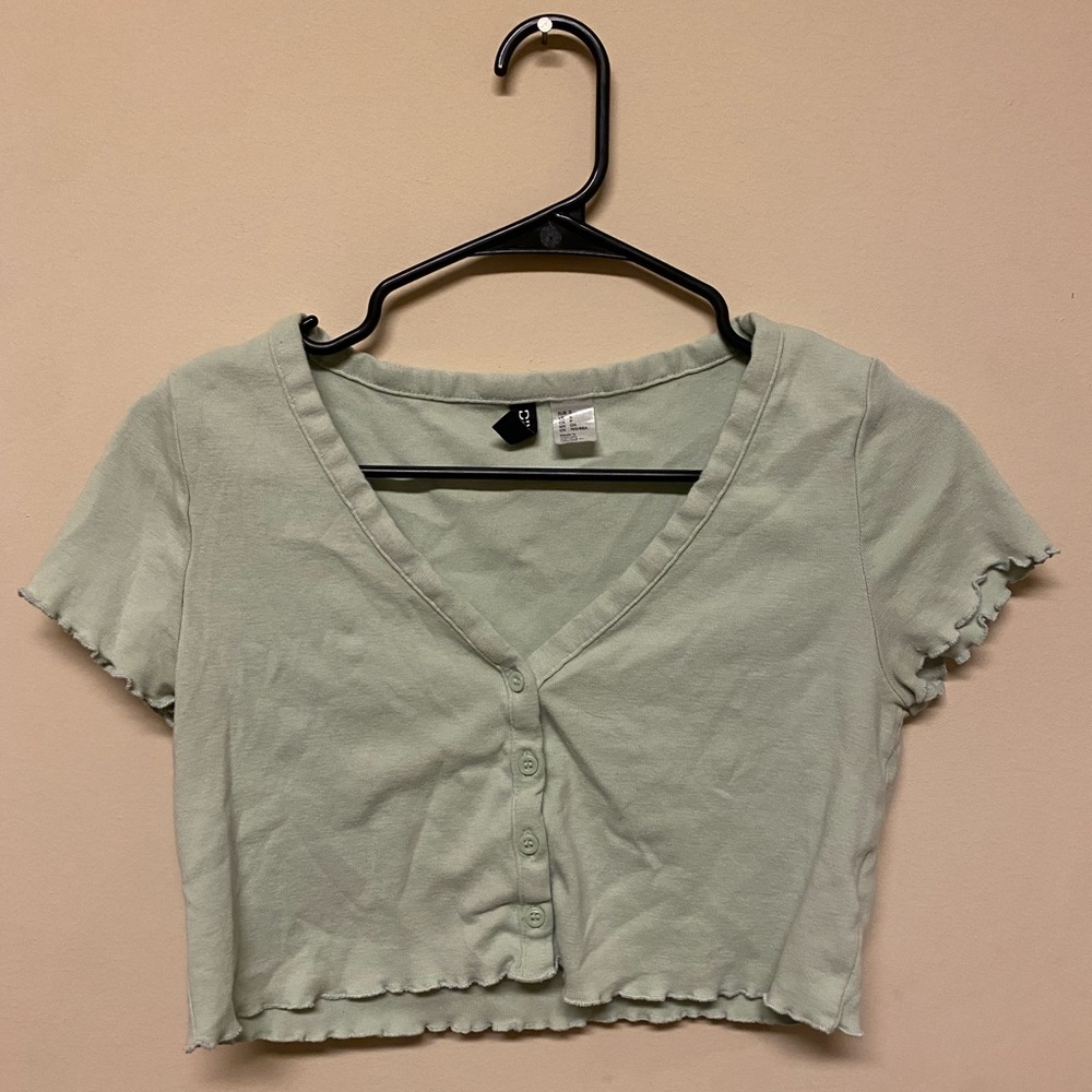 Women’s cropped tee